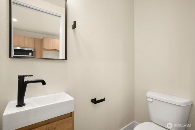 11916 4th Avenue SW, Burien, WA 98168