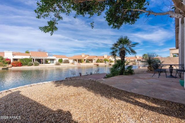 8746 W LISBON Lane W, Peoria, AZ 85381