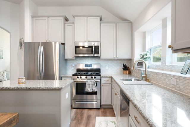 1705 Diamond Mountain Drive, Rosharon, TX 77583