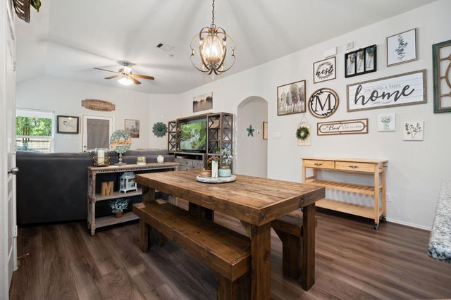 1705 Diamond Mountain Drive, Rosharon, TX 77583