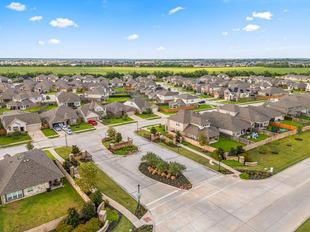 1705 Diamond Mountain Drive, Rosharon, TX 77583