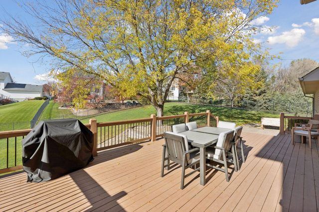 13578 Foxberry Road, Savage, MN 55378