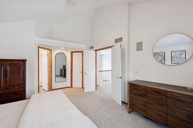 13578 Foxberry Road, Savage, MN 55378