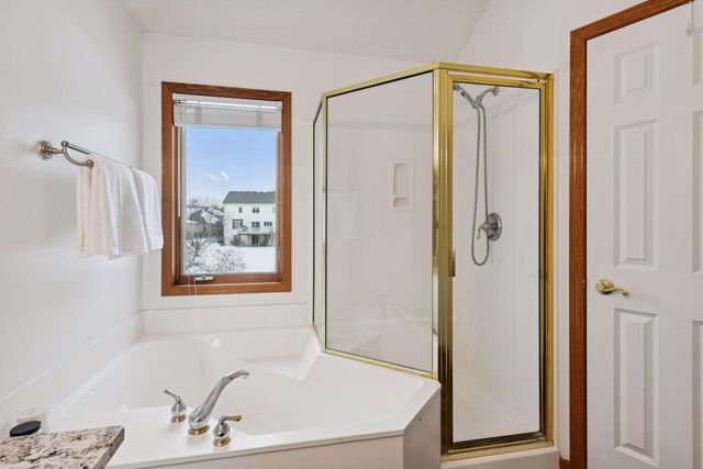 13578 Foxberry Road, Savage, MN 55378