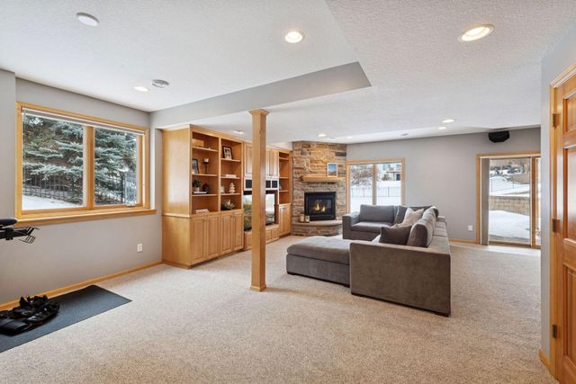 13578 Foxberry Road, Savage, MN 55378