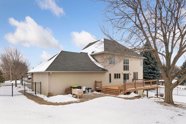 13578 Foxberry Road, Savage, MN 55378