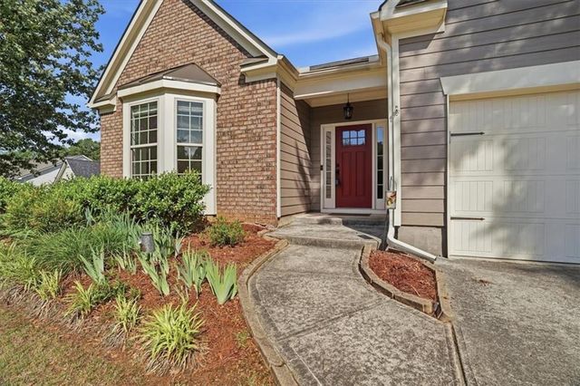 3414 SW Hope Road, Gainesville, GA 30507