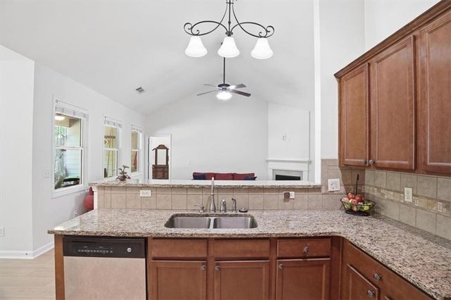 3414 SW Hope Road, Gainesville, GA 30507
