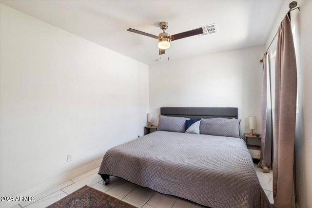 322 N 11TH Place, Phoenix, AZ 85006