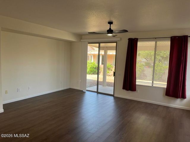 9421 N Wishing Star Drive, Tucson, AZ 85743