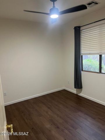 9421 N Wishing Star Drive, Tucson, AZ 85743