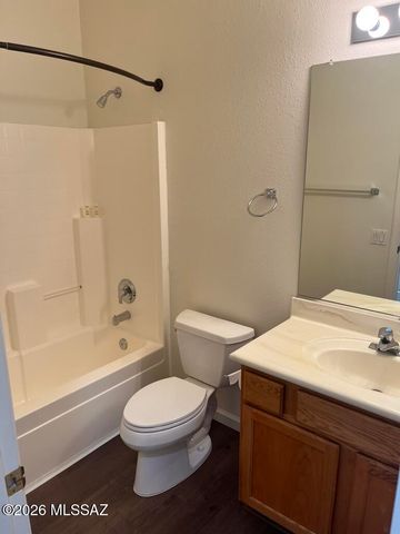 9421 N Wishing Star Drive, Tucson, AZ 85743