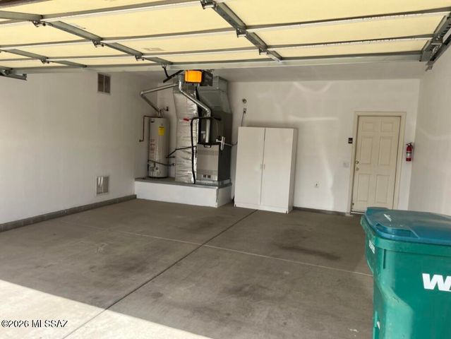 9421 N Wishing Star Drive, Tucson, AZ 85743