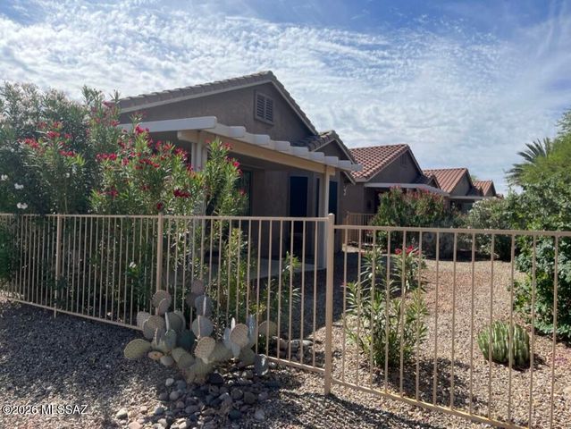 9421 N Wishing Star Drive, Tucson, AZ 85743