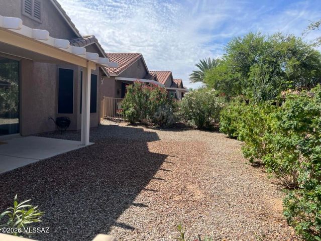 9421 N Wishing Star Drive, Tucson, AZ 85743