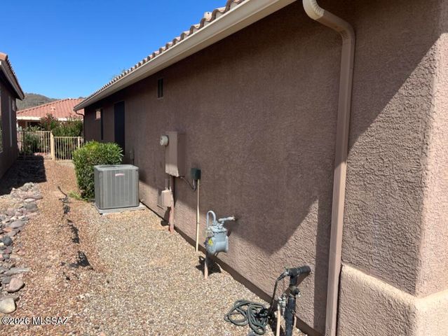9421 N Wishing Star Drive, Tucson, AZ 85743