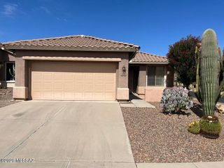 9421 N Wishing Star Drive, Tucson, AZ 85743