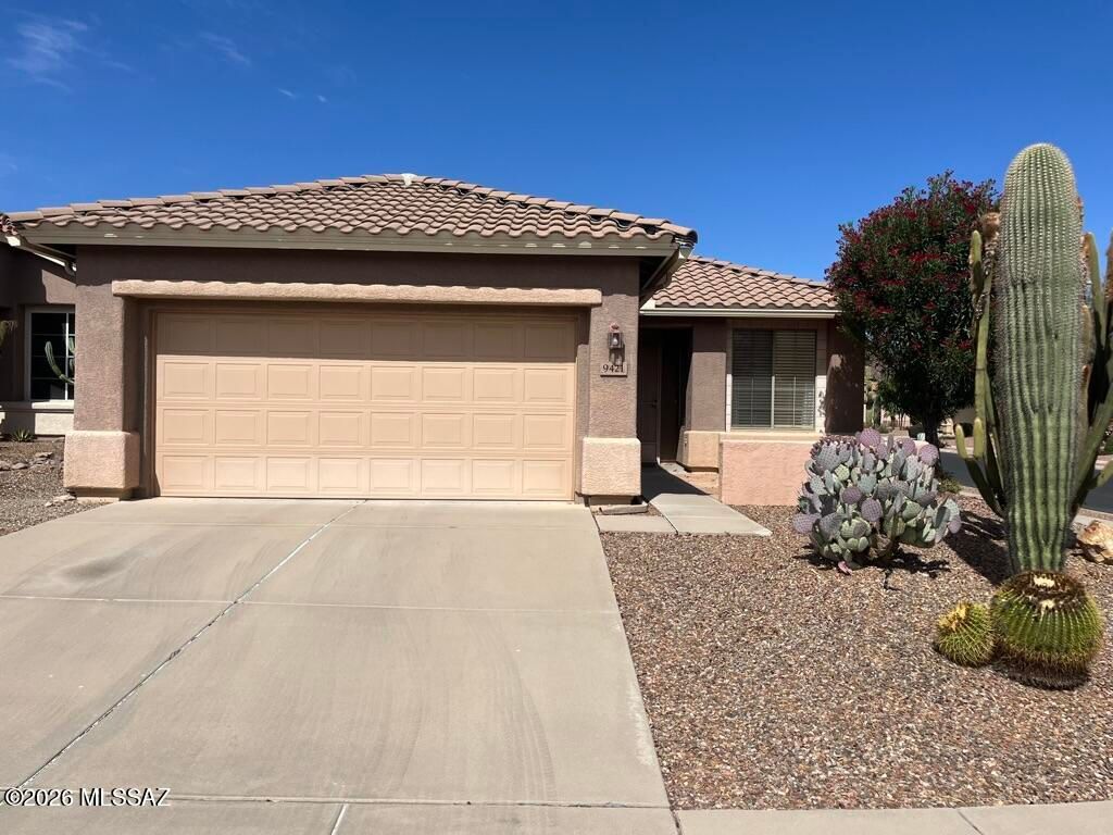 9421 N Wishing Star Drive, Tucson, AZ 85743