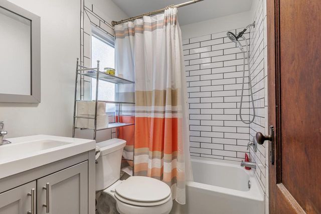 1654 Barlow STREET, La Crosse, WI 54601