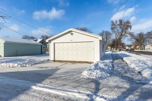 1654 Barlow STREET, La Crosse, WI 54601