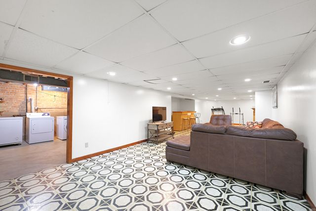 590 Exchange Avenue, Calumet City, IL 60409