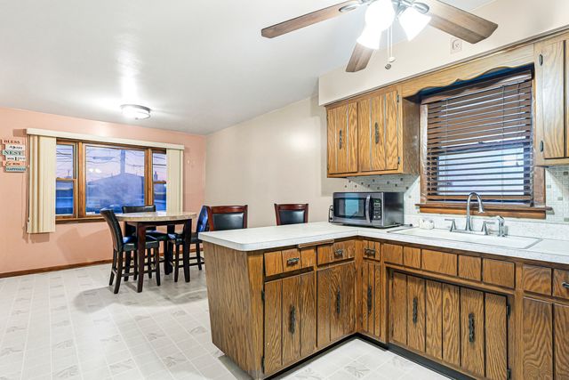 590 Exchange Avenue, Calumet City, IL 60409