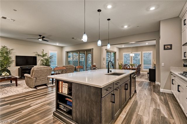 49 Desert Juniper Lane, Henderson, NV 89011