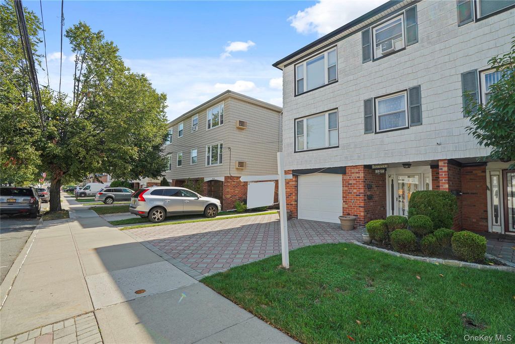88-58 Aubrey Avenue, Glendale, NY 11385 — photo 3