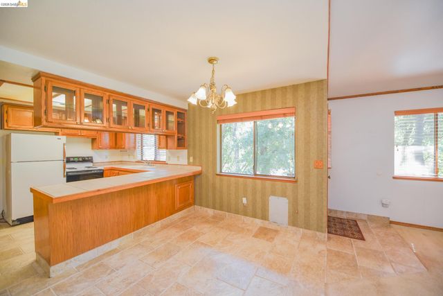 21882 El Oso Way, Sonora, CA 95370