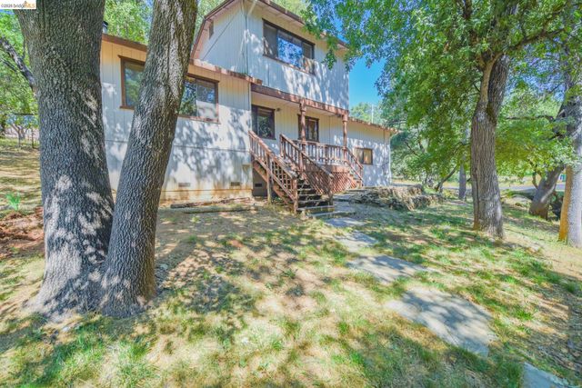 21882 El Oso Way, Sonora, CA 95370