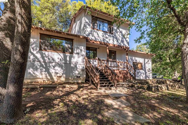 21882 El Oso Way, Sonora, CA 95370