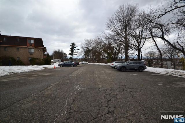 121 Grove Street 7, Clifton, NJ 07013