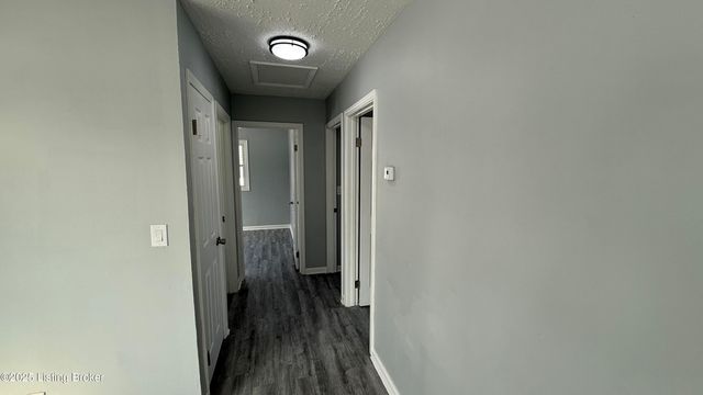 307 E Southside Ct, Louisville, KY 40214