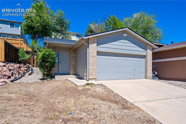 2660 Christopher Terrace, Colorado Springs, CO 80907