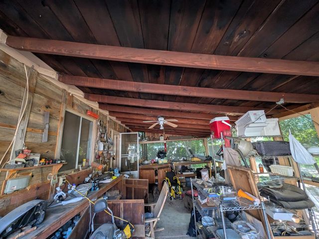 2052 Delma Way, Sacramento, CA 95825