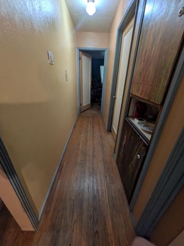 2052 Delma Way, Sacramento, CA 95825