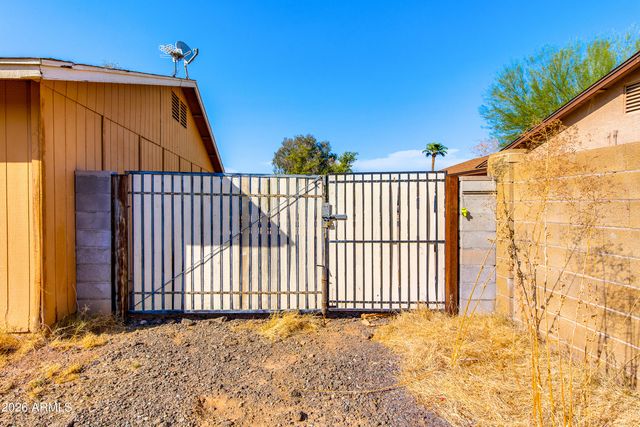 3743 E MARMORA Street, Phoenix, AZ 85032