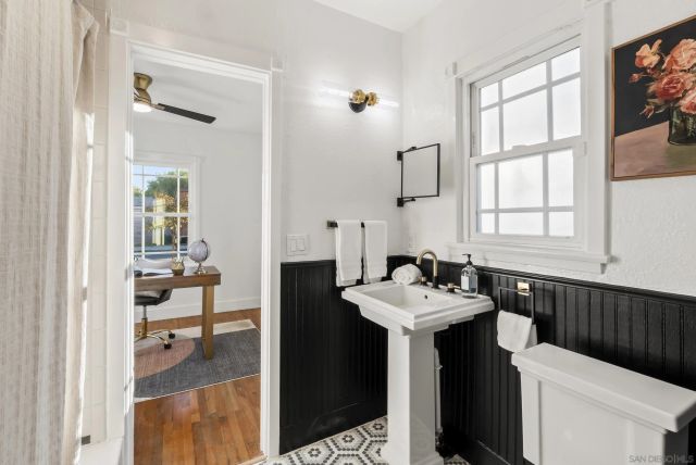 2730 Monroe Ave, San Diego, CA 92116