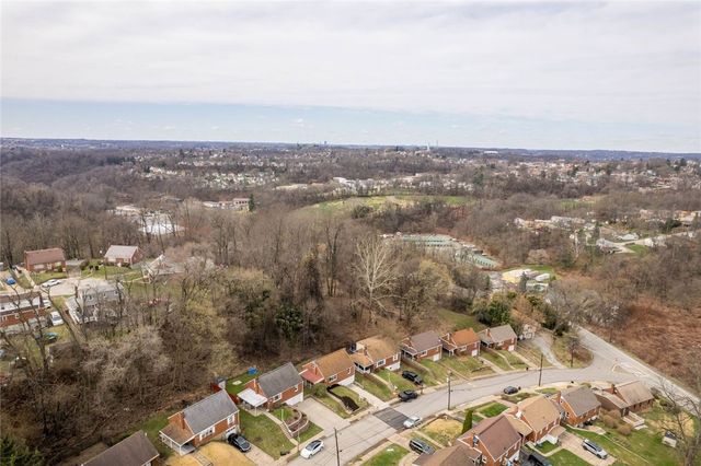 263 Maryellen Drive, N Versailles, PA 15137