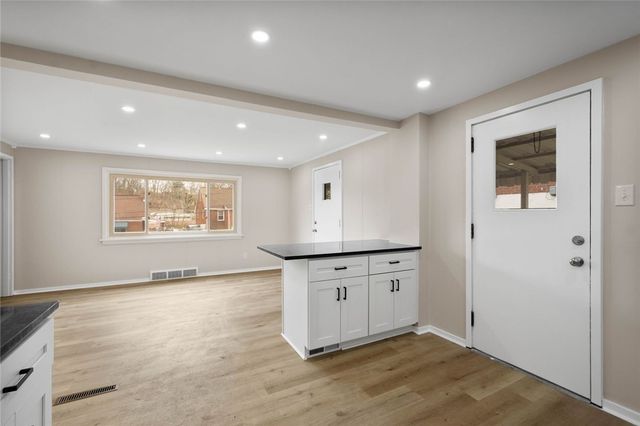 263 Maryellen Drive, N Versailles, PA 15137