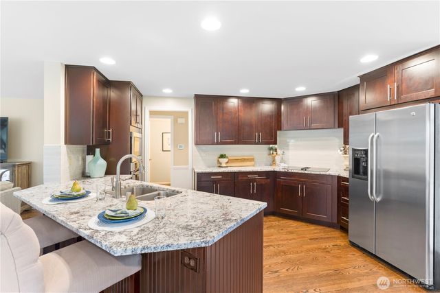 3122 235th Avenue SE, Sammamish, WA 98075
