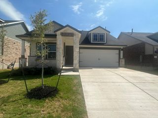 453 Alamito Ave, Kyle, TX 78640