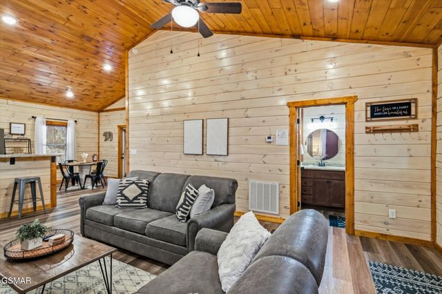 1636 Eagle Springs Road, Sevierville, TN 37876