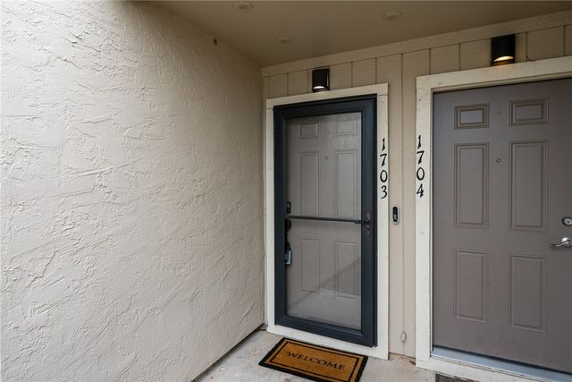1703 Bayhouse, Rockport, TX 78382