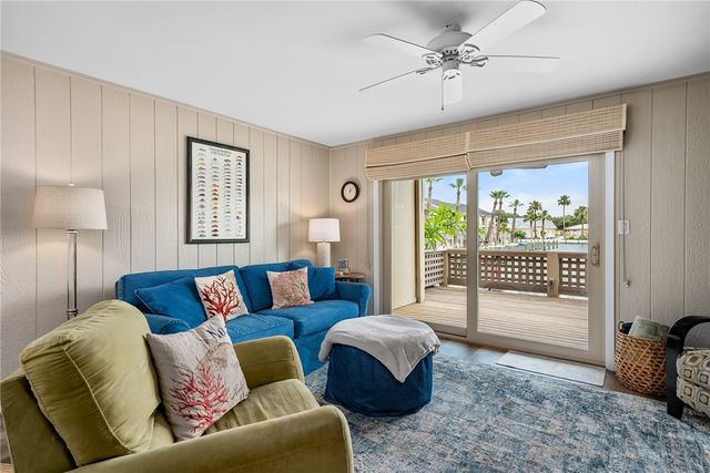 1703 Bayhouse, Rockport, TX 78382