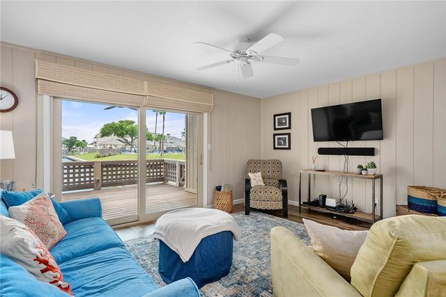 1703 Bayhouse, Rockport, TX 78382