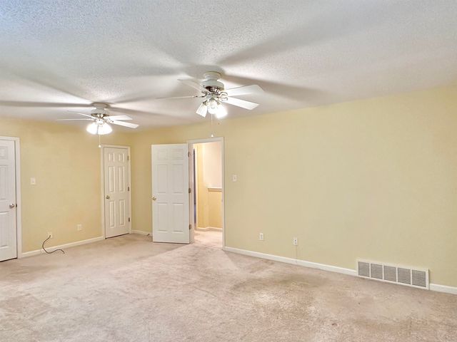 9162 OLD BROOK CV, Memphis, TN 38018