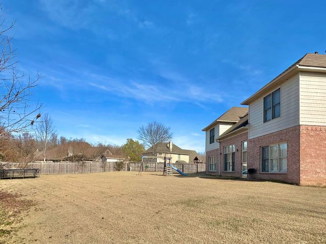 9162 OLD BROOK CV, Memphis, TN 38018