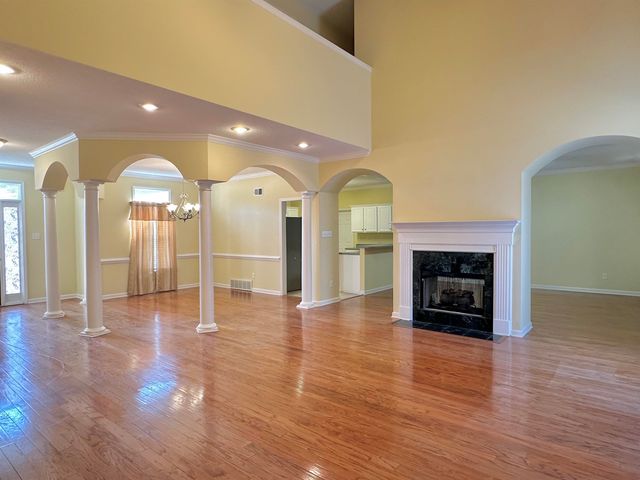 9162 OLD BROOK CV, Memphis, TN 38018