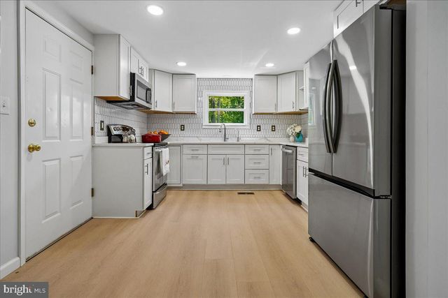 523 WIDEWATER RD, Stafford, VA 22554